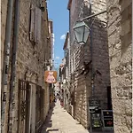 Old Town Budva 6 Apartment